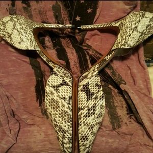 💋2016 HostPick MarcFisher's SnakeskinPrint Heel💋